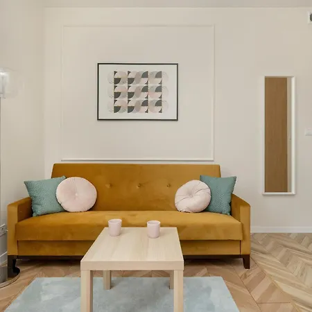 Comfortable In By Renters * فروتسواف